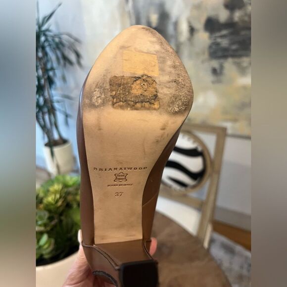 Brian Atwood Lavinia Safari Women's shoes size 7 - Picture 9 of 11